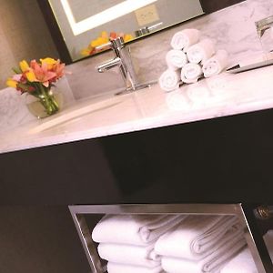 Grand Tower Queen Room